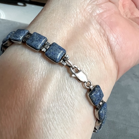Carolyn Pollack 925 reversible Sterling Silver and Denim Lapis gemstone bracelet - Picture 3 of 11